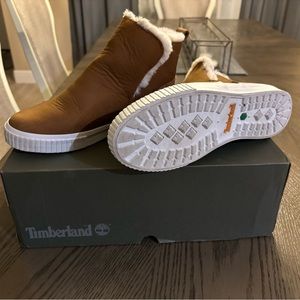 Size 9 Timberland Skyla Bay Pull-On Boot